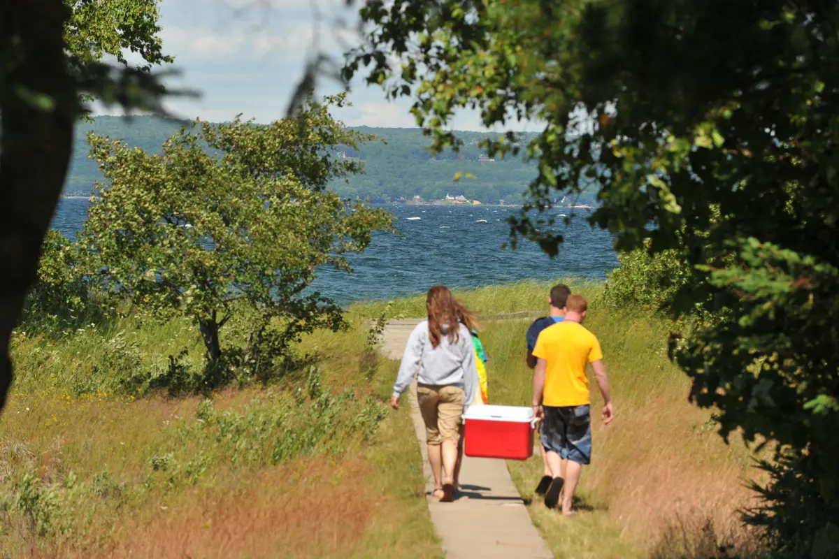Iroquois Picnic
