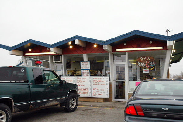 clydes drive inn